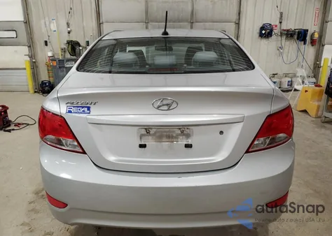 2015 Hyundai Accent Gls z USA, uszkodzony, nr VIN KMHCT4AE5FU884231